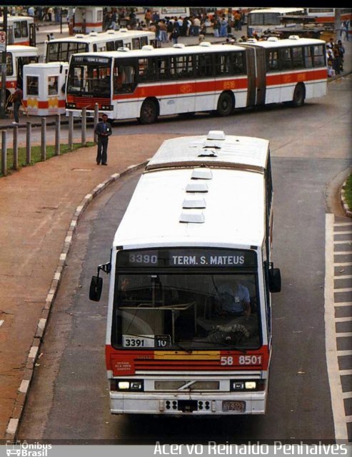 CMTC - Companhia Municipal de Transportes Coletivos 58 8501 na cidade de São Paulo, São Paulo, Brasil, por Reinaldo Penha. Número da foto: #1355602.