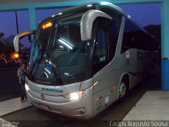 Viação Garcia 7436 na cidade de Alto Paraná, Paraná, Brasil, por Carlos Augusto Sousa. Número da foto: #1361331.