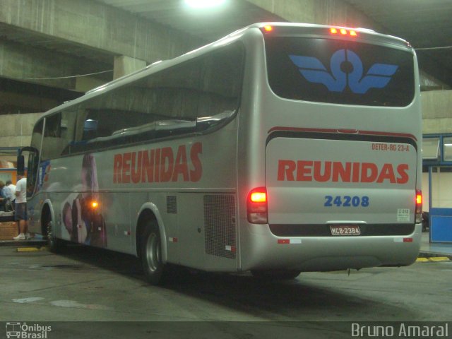 Reunidas Transportes Coletivos 24208 na cidade de Curitiba, Paraná, Brasil, por Bruno Amaral. ID da foto: 1360457.