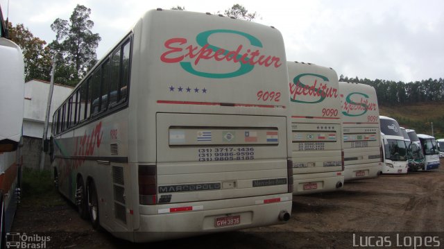 Expeditur Turismo 9092 na cidade de Aparecida, São Paulo, Brasil, por Lucas Lopes. Número da foto: #1362258.