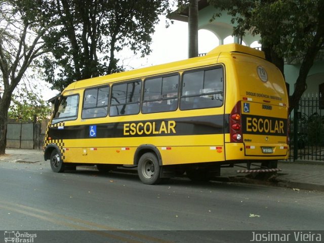 Iveco 0661 na cidade de Curvelo, Minas Gerais, Brasil, por Josimar Vieira. ID da foto: 1364810.