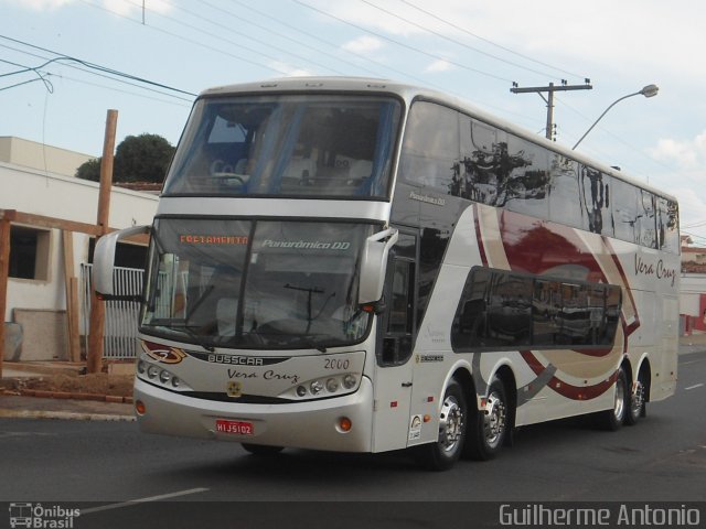Vera Cruz Transporte e Turismo 2000 na cidade de Araxá, Minas Gerais, Brasil, por Guilherme Antonio. Número da foto: #1364648.