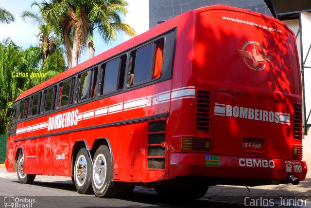 Corpo de Bombeiros 7069 na cidade de Goiânia, Goiás, Brasil, por Carlos Júnior. ID da foto: 1366919.