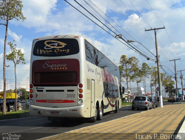 Vera Cruz Transporte e Turismo 2000 na cidade de Araxá, Minas Gerais, Brasil, por Lucas Borges . Número da foto: #1367891.