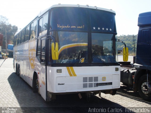 Ônibus Particulares 1823 na cidade de Sabará, Minas Gerais, Brasil, por Antonio Carlos Fernandes. ID da foto: 1372074.