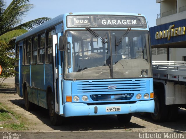 Ônibus Particulares  na cidade de Serra, Espírito Santo, Brasil, por Gilberto Martins. Número da foto: #1320967.