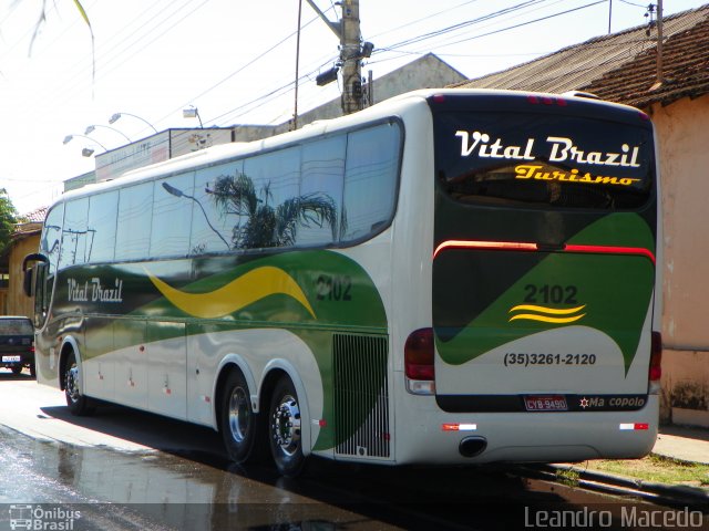 Auto Viação Vital Brazil 2102 na cidade de Montes Claros, Minas Gerais, Brasil, por Leandro Macedo. ID da foto: 1375447.