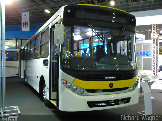 Caio Induscar APACHE VIP III na cidade de Rio de Janeiro, Rio de Janeiro, Brasil, por Richard Wagner. Número da foto: #1325826.