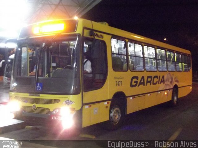 Viação Garcia 7477 na cidade de Paranavaí, Paraná, Brasil, por Robson Alves. ID da foto: 1327022.