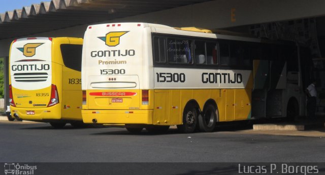 Empresa Gontijo de Transportes 15300 na cidade de Araxá, Minas Gerais, Brasil, por Lucas Borges . Número da foto: #1327679.