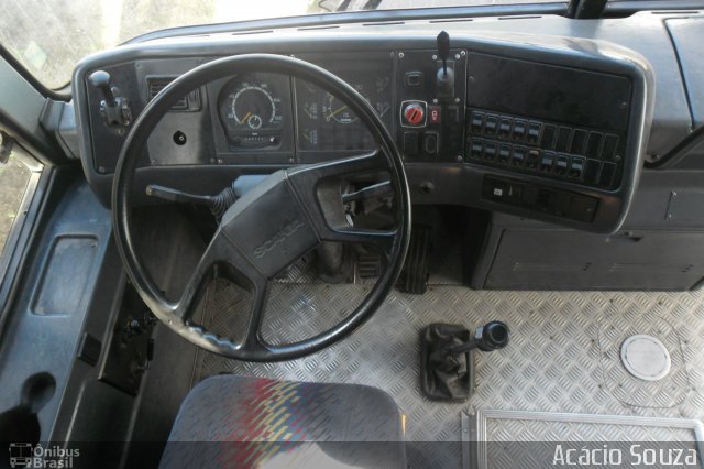 Empresa Gontijo de Transportes 10230 na cidade de Nanuque, Minas Gerais, Brasil, por Acácio Souza. ID da foto: 1333064.