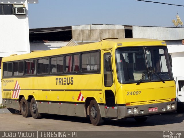 Viação Itapemirim 24097 na cidade de Teresina, Piauí, Brasil, por João Victor. ID da foto: 1377824.