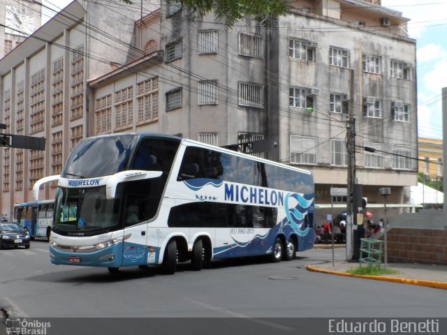Michelon Turismo 2230 na cidade de Cuiabá, Mato Grosso, Brasil, por Eduardo Benetti . Número da foto: #1397862.