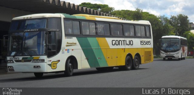 Empresa Gontijo de Transportes 15585 na cidade de Araxá, Minas Gerais, Brasil, por Lucas Borges . Número da foto: #1397710.