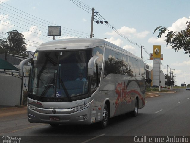 Style Bus 2400 na cidade de Araxá, Minas Gerais, Brasil, por Guilherme Antonio. Número da foto: #1397057.