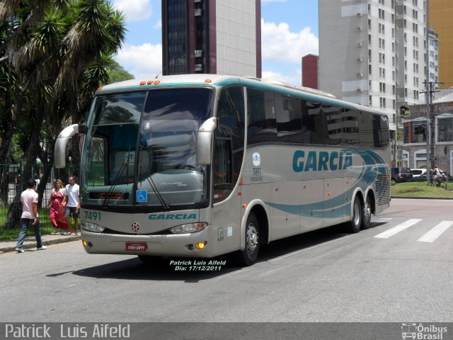 Viação Garcia 7491 na cidade de Curitiba, Paraná, Brasil, por Patrick  Luis Aifeld. Número da foto: #1398721.