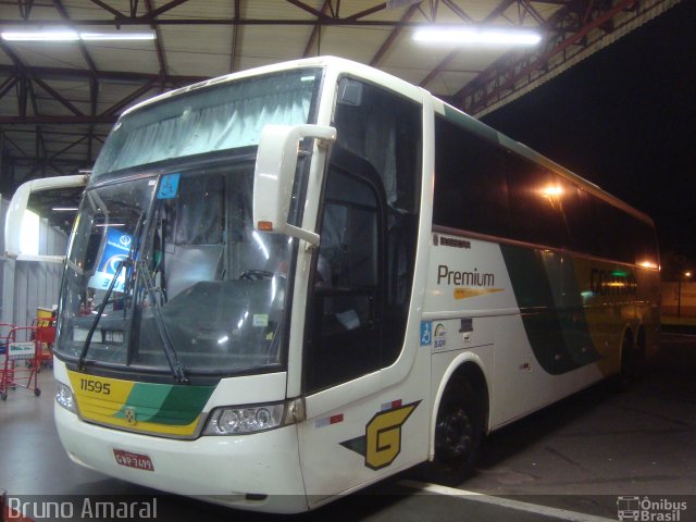 Empresa Gontijo de Transportes 11595 na cidade de Londrina, Paraná, Brasil, por Bruno Amaral. ID da foto: 1401849.