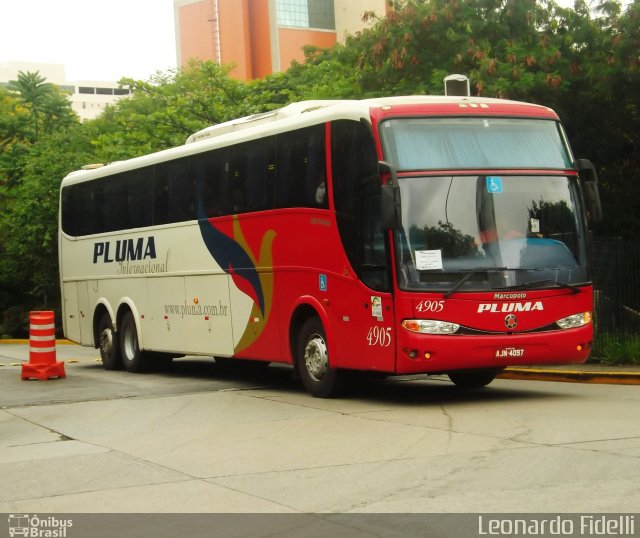 Pluma Conforto e Turismo 4905 na cidade de São Paulo, São Paulo, Brasil, por Leonardo Fidelli. Número da foto: #1405273.