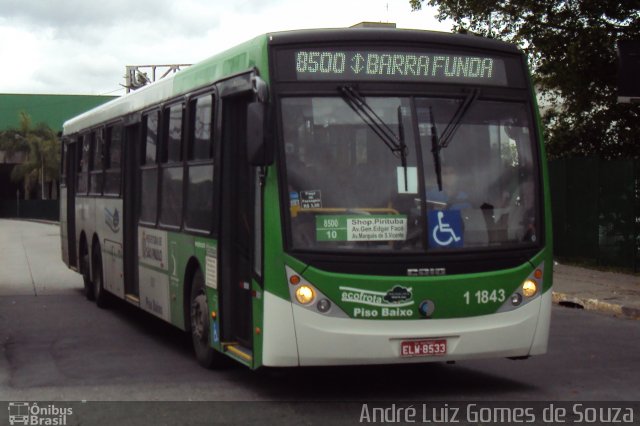 Viação Santa Brígida 1 1843 na cidade de São Paulo, São Paulo, Brasil, por André Luiz Gomes de Souza. Número da foto: #1404856.