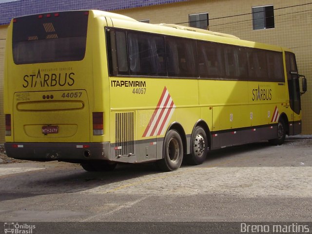 Viação Itapemirim 44057 na cidade de Santa Cruz do Capibaribe, Pernambuco, Brasil, por Breno Martins. Número da foto: #1404069.