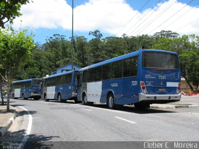 Viação Piracicabana São Roque 7231 na cidade de São Roque, São Paulo, Brasil, por Cleber C.  Moreira. ID da foto: 1410678.