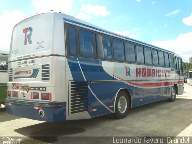 Turismo Rodrigues 236 na cidade de São Paulo, São Paulo, Brasil, por Leonardo Fávero  Brandet. Número da foto: #1410366.