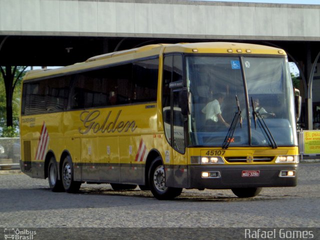 Viação Itapemirim 45107 na cidade de Campos dos Goytacazes, Rio de Janeiro, Brasil, por Rafael Gomes . ID da foto: 1409698.