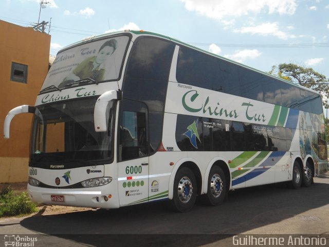 Chinatur Turismo 6000 na cidade de Araxá, Minas Gerais, Brasil, por Guilherme Antonio. Número da foto: #1412707.