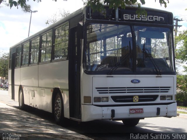 Ônibus Particulares 7171 na cidade de São Paulo, São Paulo, Brasil, por Rafael Santos Silva. Número da foto: #1413021.