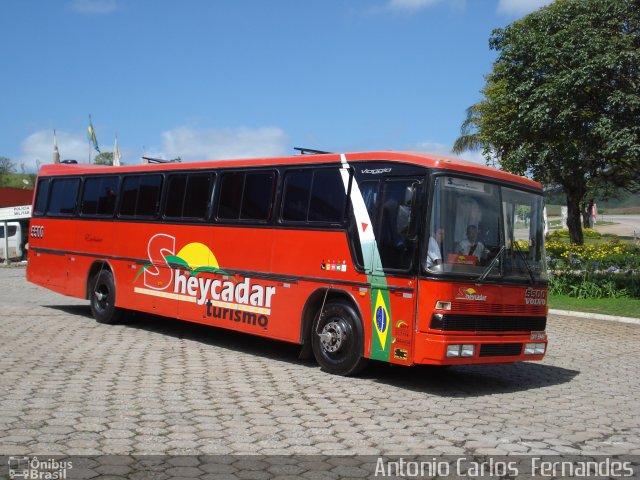 Sheycadar Turismo 5500 na cidade de João Monlevade, Minas Gerais, Brasil, por Antonio Carlos Fernandes. Número da foto: #1414882.