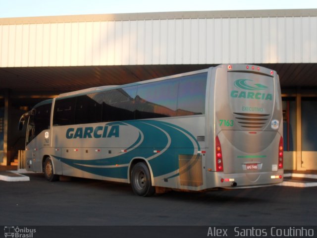 Viação Garcia 7163 na cidade de Porecatu, Paraná, Brasil, por Alex  Santos Coutinho. Número da foto: #1416079.