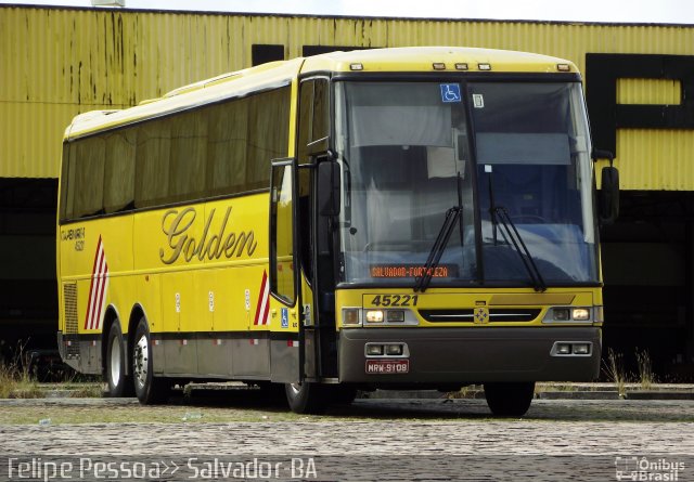 Viação Itapemirim 45221 na cidade de Salvador, Bahia, Brasil, por Felipe Pessoa de Albuquerque. Número da foto: #1417401.