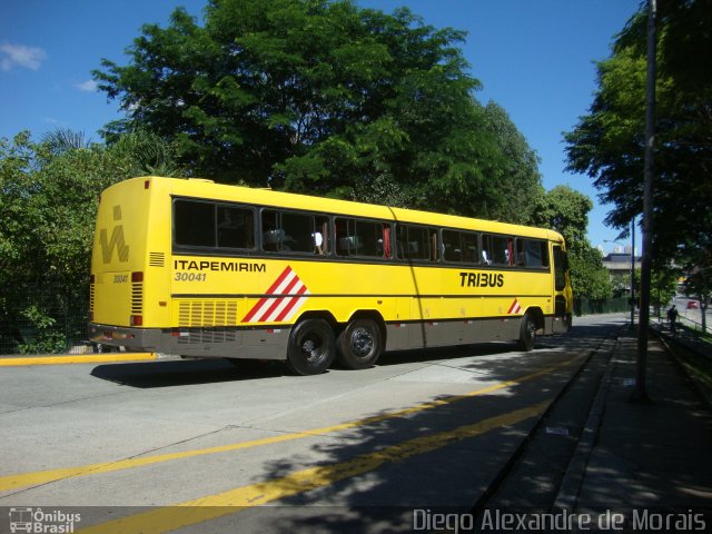 Viação Itapemirim 30041 na cidade de São Paulo, São Paulo, Brasil, por Diego Alexandre de Morais. Número da foto: #1418602.