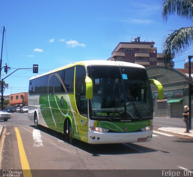 Expresso Princesa dos Campos 5223 na cidade de Ponta Grossa, Paraná, Brasil, por Felipe  Dn. ID da foto: 1430615.