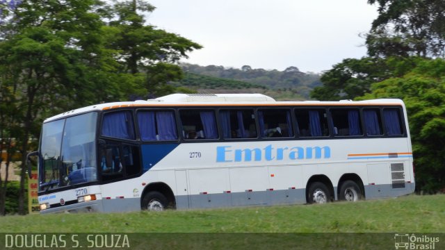 Emtram 2770 na cidade de Manhuaçu, Minas Gerais, Brasil, por Douglas Kalladim. Número da foto: #1430944.