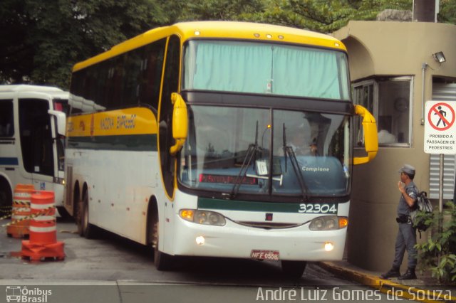 Nacional Expresso 32304 na cidade de São Paulo, São Paulo, Brasil, por André Luiz Gomes de Souza. Número da foto: #1433504.
