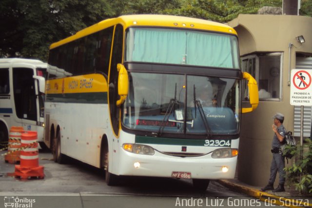 Nacional Expresso 32304 na cidade de São Paulo, São Paulo, Brasil, por André Luiz Gomes de Souza. ID da foto: 1433504.