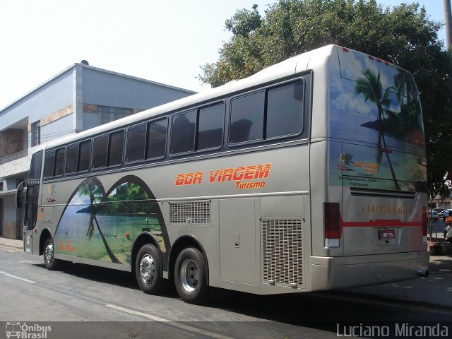 Boa Viagem Turismo 25500 na cidade de Conselheiro Lafaiete, Minas Gerais, Brasil, por Luciano Miranda. Número da foto: #1437043.