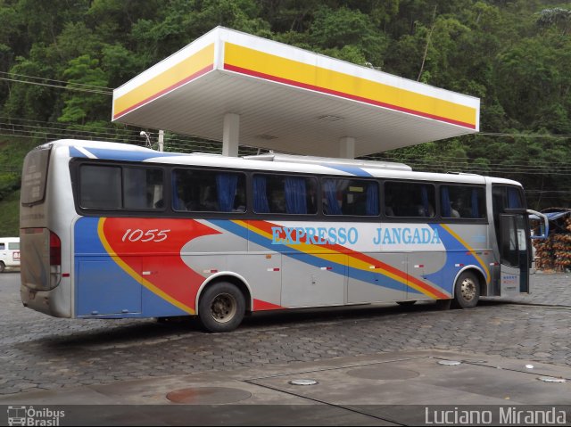 Expresso Jangada 1055 na cidade de Viçosa, Minas Gerais, Brasil, por Luciano Miranda. Número da foto: #1437034.