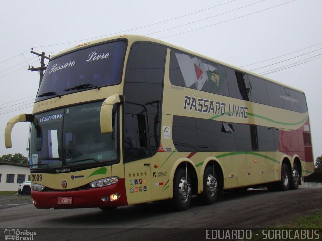 Viação Pássaro Livre 2009 na cidade de São Paulo, São Paulo, Brasil, por EDUARDO - SOROCABUS. ID da foto: 1382706.