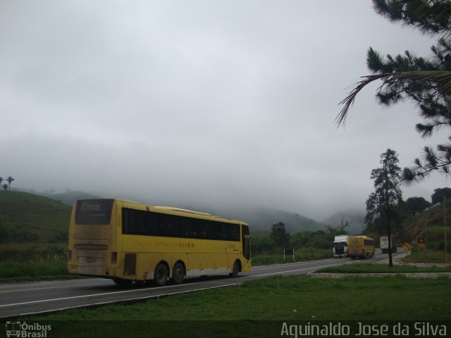 Viação Itapemirim 44001 na cidade de Leopoldina, Minas Gerais, Brasil, por Aguinaldo José da Silva. ID da foto: 1441022.