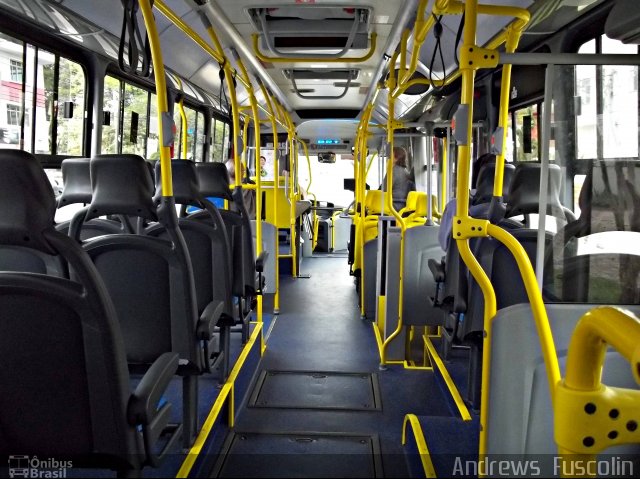 Auto Viação Marechal AB302 na cidade de Curitiba, Paraná, Brasil, por Andrews  Fuscolin. Número da foto: #1386247.