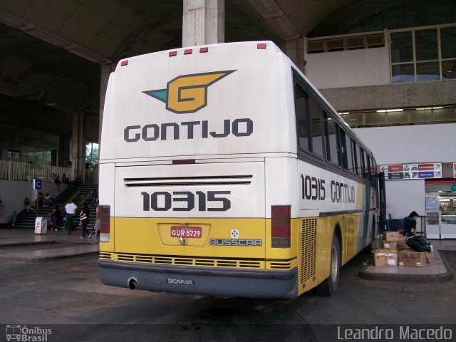 Empresa Gontijo de Transportes 10315 na cidade de Montes Claros, Minas Gerais, Brasil, por Leandro Macedo. ID da foto: 1385047.