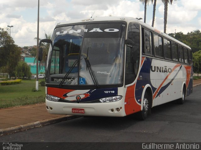 Expresso União 10119 na cidade de Araxá, Minas Gerais, Brasil, por Guilherme Antonio. Número da foto: #1385689.