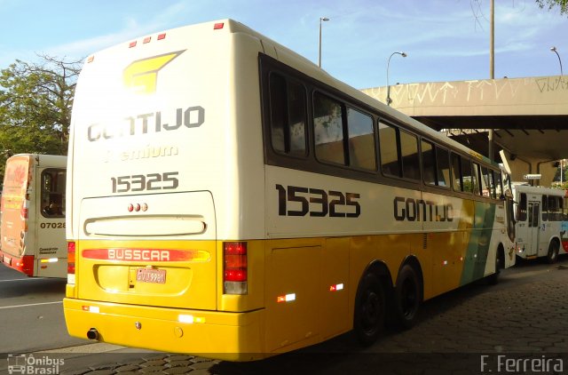 Empresa Gontijo de Transportes 15325 na cidade de Belo Horizonte, Minas Gerais, Brasil, por Fabri Ferreira. ID da foto: 1386482.