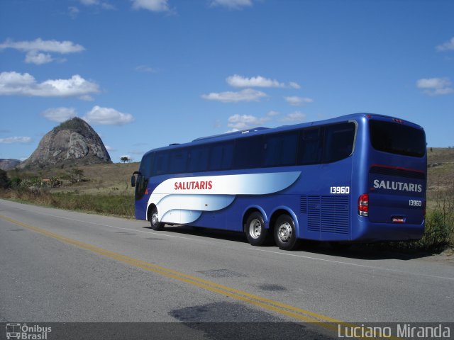 Viação Salutaris e Turismo 13960 na cidade de Medina, Minas Gerais, Brasil, por Luciano Miranda. Número da foto: #1388382.