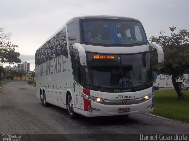 Auto Viação Catarinense 3200 na cidade de Florianópolis, Santa Catarina, Brasil, por Daniel Guardiola. Número da foto: #1388482.