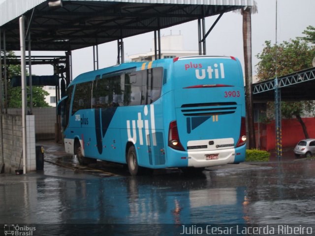 UTIL - União Transporte Interestadual de Luxo 3903 na cidade de Belo Horizonte, Minas Gerais, Brasil, por Julio Cesar Lacerda Ribeiro. Número da foto: #1388227.