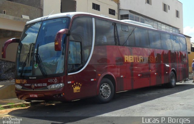 Reitur Turismo 4800 na cidade de Araxá, Minas Gerais, Brasil, por Lucas Borges . Número da foto: #1389350.
