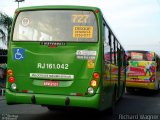 Transportes Santo Antônio RJ 161.042 na cidade de Duque de Caxias, Rio de Janeiro, Brasil, por Richard Wagner. Número da foto: #1390499.